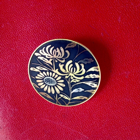 Vintage Damascene Daisy Brooch - Picture 7 of 8
